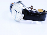 Đồng hồ nam Baume & Mercier Automatic dây da đen 1 lịch 2 kim rưỡi mặt trắng kim xanh số học trò