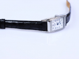 Đồng hồ nữ Longines chính hãng mặt chữ nhật số học trò kim xanh niềng đính kim cương dây da