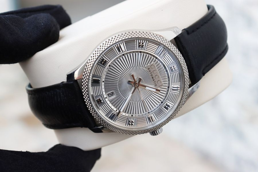 Đồng hồ nam Gucci G-Timeless Automatic Watch 40mm dòng 81128