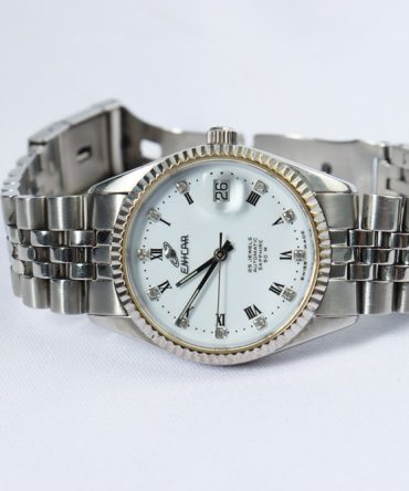 Đồng Hồ Nam ENICAR Automatic, mặt tròn dây thép, Niềng khía - Cọc Số đính Kim Cương