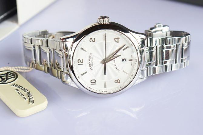 Đồng hồ Nam Armand Nicolet M02-4 Automatic, Mặt trắng dây thép - size 42mm Fullbox