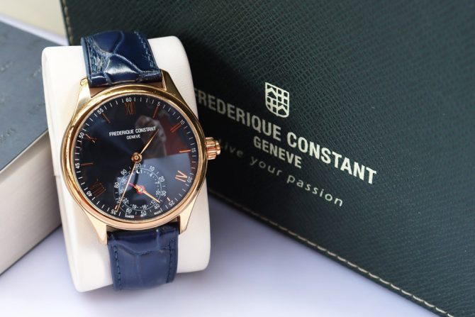 Đồng Hồ Nam Frederique Constant FC-285N5B4 SmartWatch - Size 42mm - Fullbox