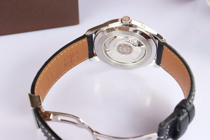 Đồng Hồ Nam Gucci G-Timeless Automatic dây da / Thiết kế lộ máy - Size 40mm Fullbox...