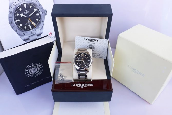 Đồng Hồ Nam Longines Conquest Classic - 4 Kim Giờ GMT - Automatic - Size 42mm Fullbox