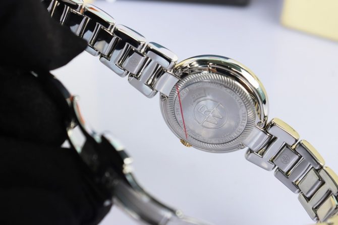 Đồng Hồ Nữ Raymond Weil Diamonds - Demi Vàng, Mặt Xà Cừ - Niềng & Cọc Số Kim Cương Fullbox