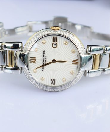 Đồng Hồ Nữ Raymond Weil Diamonds - Demi Vàng, Mặt Xà Cừ - Niềng & Cọc Số Kim Cương Fullbox