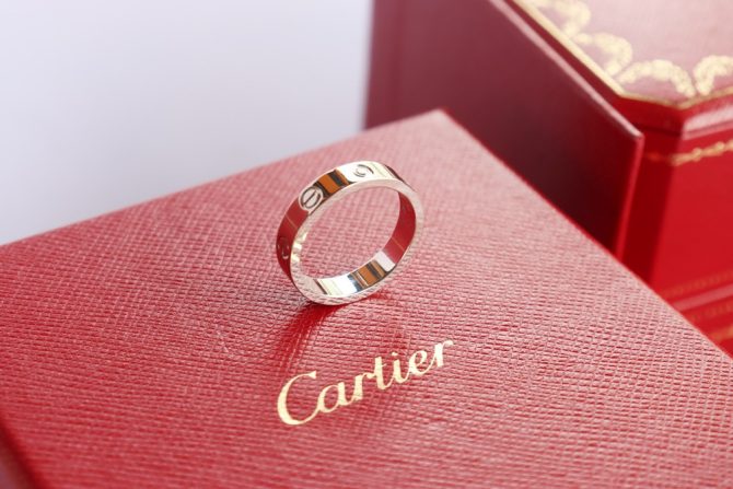 Nhẫn Nữ CARTIER Love Ring Diamond Ring 18K White Gold ( Au 750 ) Size 50mm