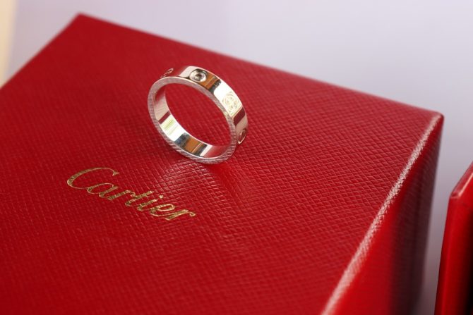 Nhẫn Nữ CARTIER Love Ring Diamond Ring 18K White Gold ( Au 750 ) Size 50mm