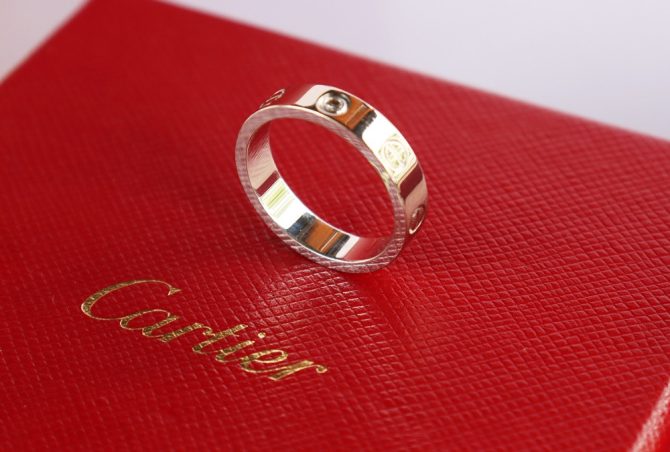 Nhẫn Nữ CARTIER Love Ring Diamond Ring 18K White Gold ( Au 750 ) Size 50mm