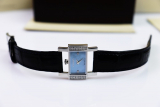 Đồng hồ nữ Burberry BU5102 mặt xà cừ xanh niềng kim cương