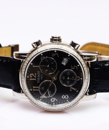 Đồng hồ Tissot nữ niềng Full kim cương Chronograph thể thao